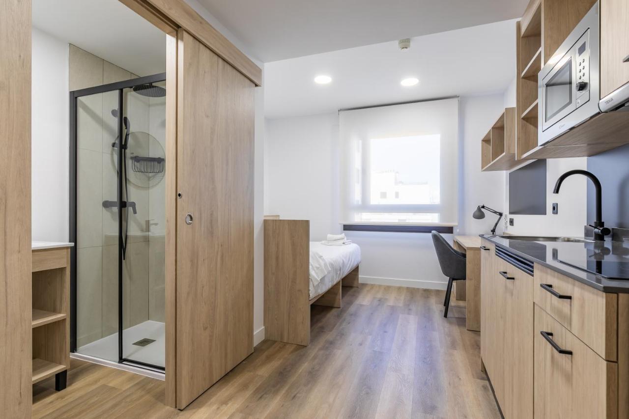 Micampus Xaudaro Student Residence Madrid Exterior photo