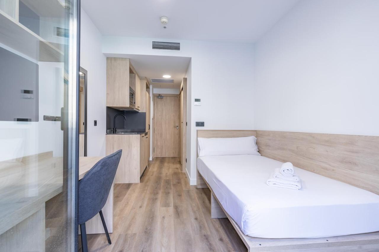 Micampus Xaudaro Student Residence Madrid Exterior photo